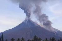 Badan Geologi: Aktivitas Gunung Lewotobi Laki-laki Masih Tinggi