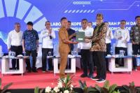 Mendes Yandri Yakin Kopdes Atasi Kemiskinan di Manggarai Barat NTT