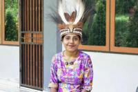 Kisah Gadis Penjual Roti di Papua Berkuliah Berkat KIP Kuliah