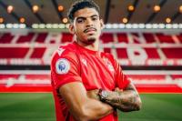 Tottenham Kejar Gibbs-White, Ancaman Nottingham Forest Diabaikan