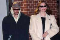 Hailey Bieber Kritik Scooter Braun yang Memuji Album Justin Bieber setelah Utangnya Dibayar