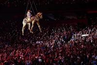 Cowboy Carter Tour, Beyonce Ganti Mobil dengan Kuda Emas setelah Insiden Tergantung di Udara