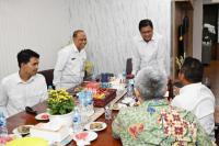 Terima Wamen ESDM, Wamentrans Sambut Program Listrik Masuk Desa Transmigrasi