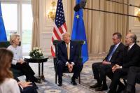 Trump Berlakukan Tarif 15 Persen, Uni Eropa Lega, Prancis Mengecam