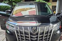 KPK Sita Mobil Alphard Terkait Korupsi LPEI