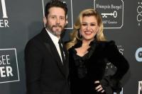 Berusia 48 Tahun, Mantan Suami Kelly Clarkson Meninggal Dunia karena Kanker