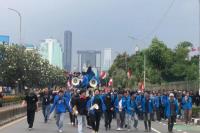 Massa Buruh Bubar, Giliran Mahasiswa Padati Gedung DPR