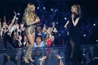 MTV VMA 2025, Mariah Carey tak percaya Menang Video Vanguard 