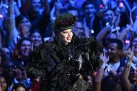 Raih Artist of the Year MTV VMA 2025, Lady Gaga Puji Tunangannya Michael Polansky