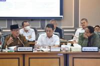 Mendes Rapat dengan Pimpinan DPR, Selesaikan Desa di Kawasan Hutan