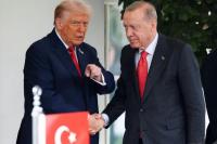 Trump Desak Turki soal Minyak Rusia, Isyaratkan Pencabutan Sanksi