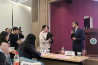 Kementrans Ajak Mahasiswa Tiongkok Ikut Bangun Kawasan Transmigrasi Papua