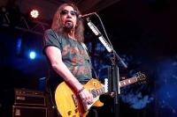 Terjatuh di Rumahnya, Rocker Band KISS Ace Frehley Meninggal Dunia   