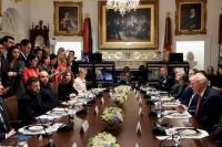 Bertemu Zelenskiy, Trump Tunda Dukungan Baru