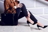 Tips Pilih Outfit Kantor yang Bikin Terlihat Trendi dan Profesional