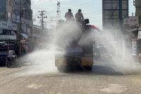 Debu Tebal Pasca Banjir Aceh Ganggu Warga, Penyiraman AWC Dilakukan 