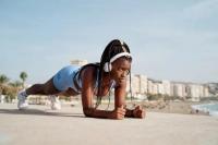 Begini Cara Mengembalikan Postur Tubuh yang Bungkuk agar Lebih Tegak