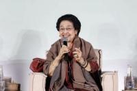 Megawati: Perempuan jangan Terjebak Dilema Palsu Rumah dan Masyarakat