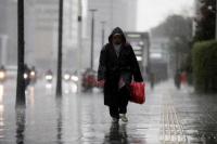 Sedia Payung, BMKG Prediksi Jakarta Diguyur Hujan Mulai Siang Hari