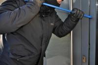 Pria di Pademangan Bobol Rumah Orang Tua Pacar, Gasak Rp400 Juta