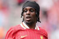 Frimpong Pulih dari Cedera, Arne Slot Senang