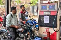 Bahaya, Sejumlah Negara Asia Mulai Menimbun Bahan Bakar