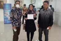 Berjuang Cari Keadilan, Istri Mantan Dirut  PT Indofarma Mengadu ke DPR