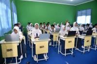 Kemendikdasmen: 1.899.878 Siswa se-Indonesia Ikuti TKA pada Hari Pertama
