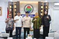 Mendes Yandri Dorong Produktivitas Lahan di Majene Jadi Desa Tematik